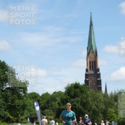 21.06.2026 - Viking Triathlon Michael Strokosch http://msf.ph/oto/9832002 21.06.2026 12:52:34 Laufen 27, 265, 447 meine-sportfotos.de