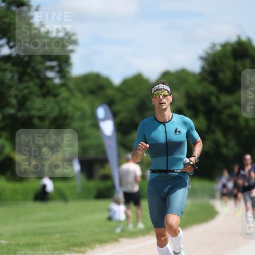 21.06.2026 - Viking Triathlon Michael Strokosch http://msf.ph/oto/9832003 21.06.2026 12:52:35 Laufen 27, 265, 447 meine-sportfotos.de