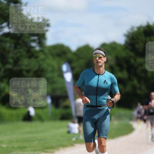 21.06.2026 - Viking Triathlon Michael Strokosch http://msf.ph/oto/9832004 21.06.2026 12:52:35 Laufen 27, 265, 447 meine-sportfotos.de