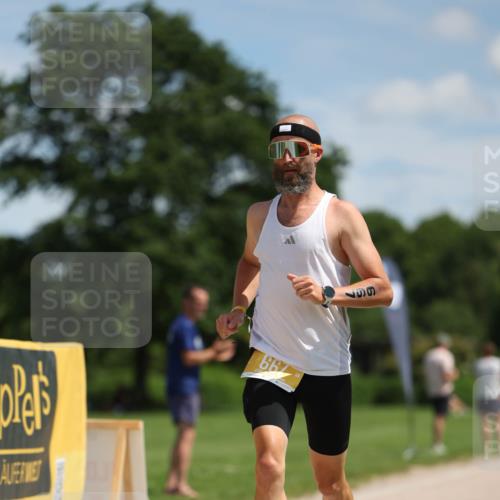 21.06.2026 - Viking Triathlon Michael Strokosch http://msf.ph/oto/9832126 21.06.2026 12:54:27 Laufen 1, 667 meine-sportfotos.de