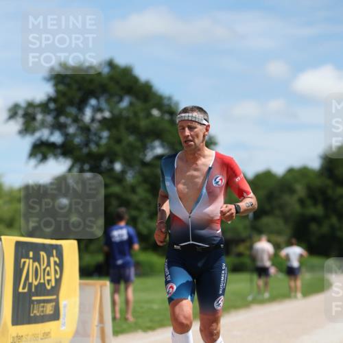 21.06.2026 - Viking Triathlon Michael Strokosch http://msf.ph/oto/9832148 21.06.2026 12:54:45 Laufen 49 meine-sportfotos.de