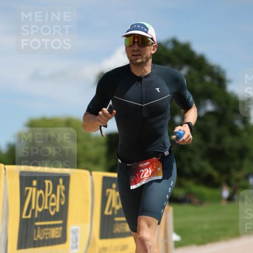 21.06.2026 - Viking Triathlon Michael Strokosch http://msf.ph/oto/9832323 21.06.2026 12:59:10 Laufen 221 meine-sportfotos.de