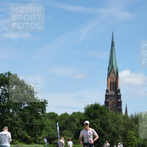 21.06.2026 - Viking Triathlon Michael Strokosch http://msf.ph/oto/9832356 21.06.2026 12:59:54 Laufen 342, 551 meine-sportfotos.de