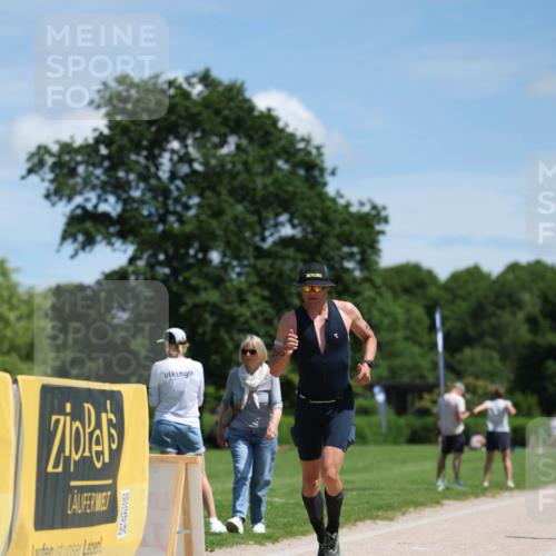 21.06.2026 - Viking Triathlon Michael Strokosch http://msf.ph/oto/9832389 21.06.2026 13:00:29 Laufen 47, 506 meine-sportfotos.de