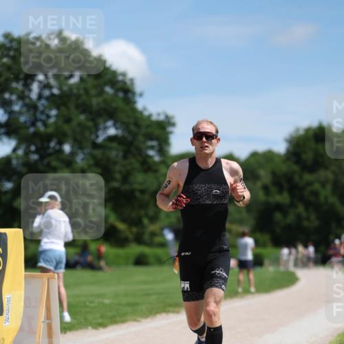 21.06.2026 - Viking Triathlon Michael Strokosch http://msf.ph/oto/9832427 21.06.2026 13:00:53 Laufen 278, 430 meine-sportfotos.de
