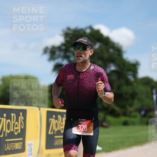 21.06.2026 - Viking Triathlon Michael Strokosch http://msf.ph/oto/9832466 21.06.2026 13:01:20 Laufen 200, 328, 537 meine-sportfotos.de
