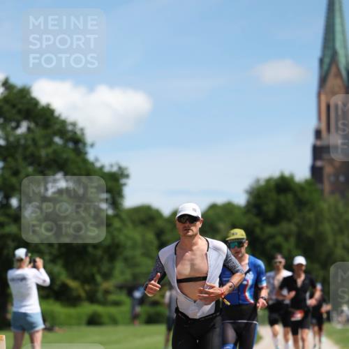 21.06.2026 - Viking Triathlon Michael Strokosch http://msf.ph/oto/9832518 21.06.2026 13:02:13 Laufen 7, 25, 43, 466 meine-sportfotos.de