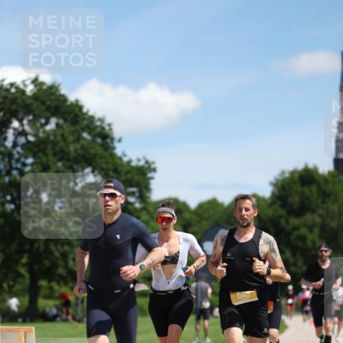 21.06.2026 - Viking Triathlon Michael Strokosch http://msf.ph/oto/9832562 21.06.2026 13:02:45 Laufen 82, 311, 391, 453, 648 meine-sportfotos.de