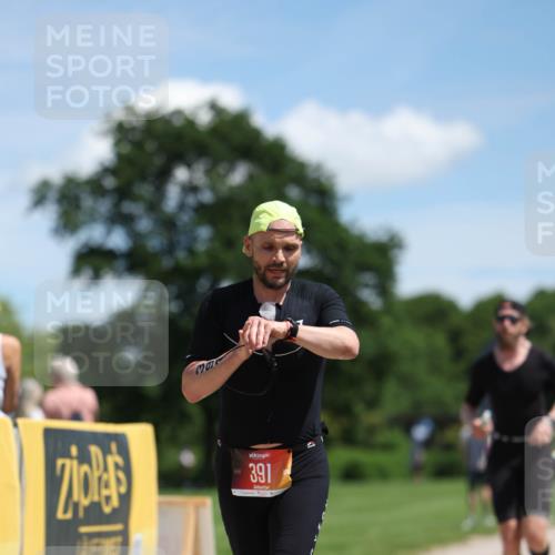21.06.2026 - Viking Triathlon Michael Strokosch http://msf.ph/oto/9832574 21.06.2026 13:02:49 Laufen 41, 82, 170, 311, 391, 453, 648 meine-sportfotos.de