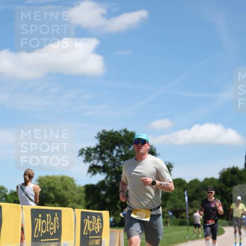 21.06.2026 - Viking Triathlon Michael Strokosch http://msf.ph/oto/9833087 21.06.2026 13:09:58 Laufen 44, 455, 623 meine-sportfotos.de