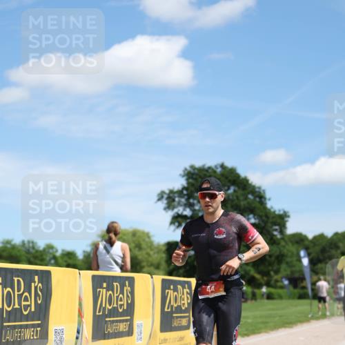 21.06.2026 - Viking Triathlon Michael Strokosch http://msf.ph/oto/9833096 21.06.2026 13:10:01 Laufen 44, 455, 623 meine-sportfotos.de