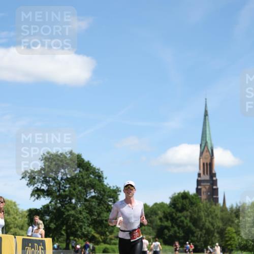 21.06.2026 - Viking Triathlon Michael Strokosch http://msf.ph/oto/9833250 21.06.2026 13:12:23 Laufen 270 meine-sportfotos.de