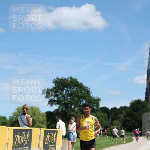 21.06.2026 - Viking Triathlon Michael Strokosch http://msf.ph/oto/9833481 21.06.2026 13:14:57 Laufen 665 meine-sportfotos.de