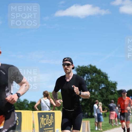 21.06.2026 - Viking Triathlon Michael Strokosch http://msf.ph/oto/9833706 21.06.2026 13:17:57 Laufen 33, 156, 296, 376, 545, 578 meine-sportfotos.de