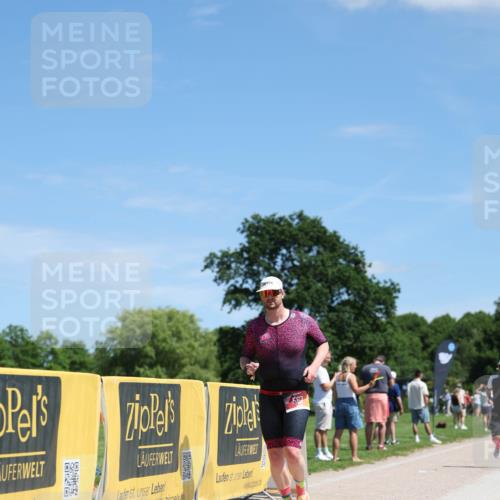 21.06.2026 - Viking Triathlon Michael Strokosch http://msf.ph/oto/9833874 21.06.2026 13:20:22 Laufen 559, 567 meine-sportfotos.de