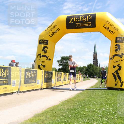 21.06.2026 - Viking Triathlon Michael Strokosch http://msf.ph/oto/9834058 21.06.2026 12:36:44 Laufen 547 meine-sportfotos.de