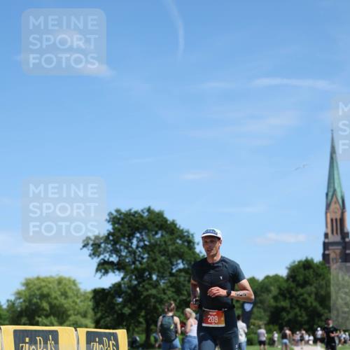 21.06.2026 - Viking Triathlon Michael Strokosch http://msf.ph/oto/9834344 21.06.2026 13:25:03 Laufen 209, 493, 610 meine-sportfotos.de