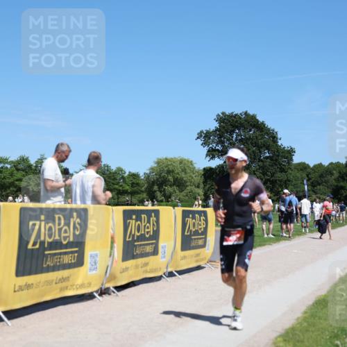 21.06.2026 - Viking Triathlon Michael Strokosch http://msf.ph/oto/9834460 21.06.2026 14:02:41 Laufen 462 meine-sportfotos.de