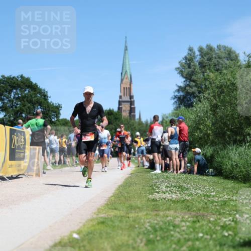 21.06.2026 - Viking Triathlon Michael Strokosch http://msf.ph/oto/9835484 21.06.2026 14:10:37 Laufen 53, 86, 131, 184, 243, 257, 424, 466 meine-sportfotos.de