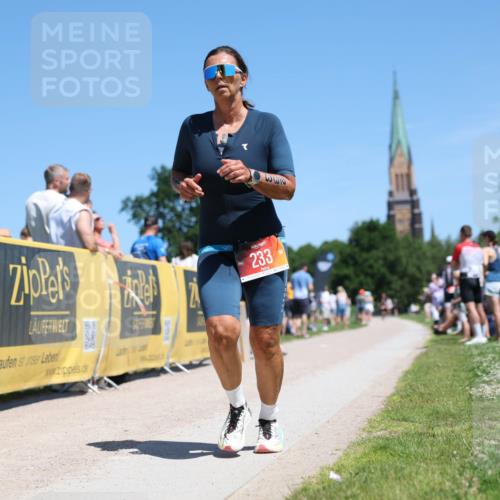 21.06.2026 - Viking Triathlon Michael Strokosch http://msf.ph/oto/9835686 21.06.2026 14:11:34 Laufen 177, 233, 563 meine-sportfotos.de