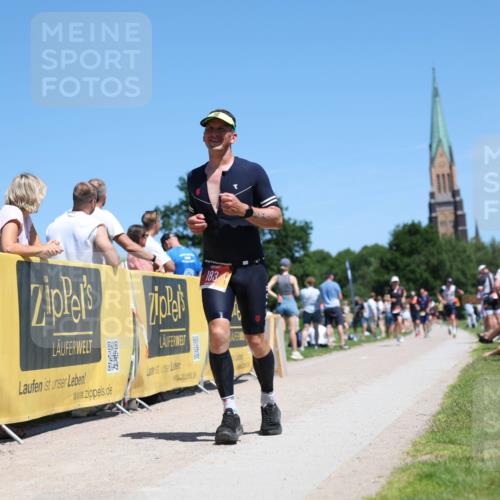 21.06.2026 - Viking Triathlon Michael Strokosch http://msf.ph/oto/9836177 21.06.2026 14:16:01 Laufen 183, 227, 494 meine-sportfotos.de