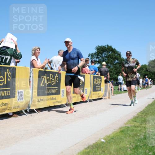 21.06.2026 - Viking Triathlon Michael Strokosch http://msf.ph/oto/9836464 21.06.2026 14:19:23 Laufen 75, 352, 627 meine-sportfotos.de