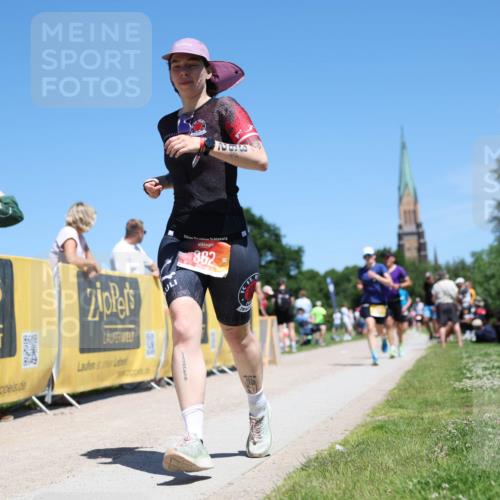 21.06.2026 - Viking Triathlon Michael Strokosch http://msf.ph/oto/9837099 21.06.2026 14:27:39 Laufen 116, 362, 492, 663 meine-sportfotos.de