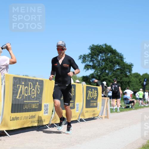 21.06.2026 - Viking Triathlon Michael Strokosch http://msf.ph/oto/9837915 21.06.2026 14:33:49 Laufen 37 meine-sportfotos.de