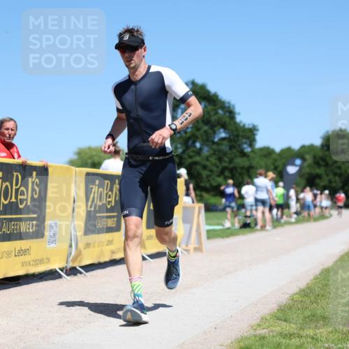 21.06.2026 - Viking Triathlon Michael Strokosch http://msf.ph/oto/9838067 21.06.2026 14:34:47 Laufen 355, 493 meine-sportfotos.de