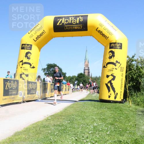 21.06.2026 - Viking Triathlon Michael Strokosch http://msf.ph/oto/9838668 21.06.2026 14:45:26 Laufen 100 meine-sportfotos.de