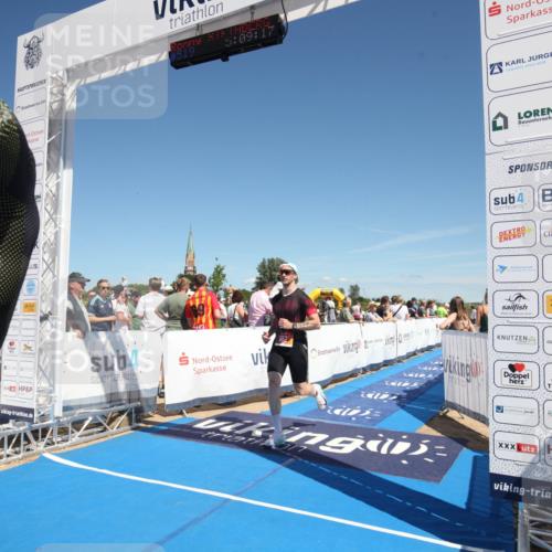 21.06.2026 - Viking Triathlon Michael Strokosch http://msf.ph/oto/9839420 21.06.2026 15:14:34 Ziel 374 meine-sportfotos.de