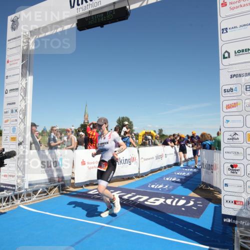 21.06.2026 - Viking Triathlon Michael Strokosch http://msf.ph/oto/9839427 21.06.2026 15:15:14 Ziel 355 meine-sportfotos.de