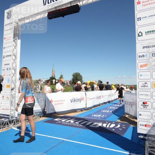 21.06.2026 - Viking Triathlon Michael Strokosch http://msf.ph/oto/9839683 21.06.2026 15:48:05 Ziel 641, 658 meine-sportfotos.de