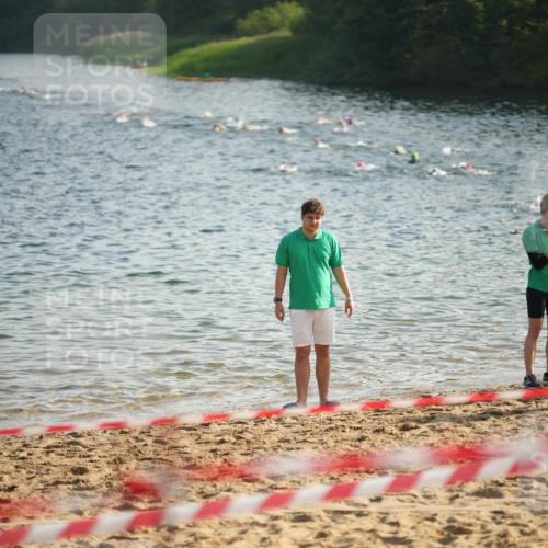 21.06.2026 - 29. Vierlanden-Triathlon LAZAROV Photography http://msf.ph/oto/9839738 21.06.2026 08:10:28 Schwimmen  meine-sportfotos.de