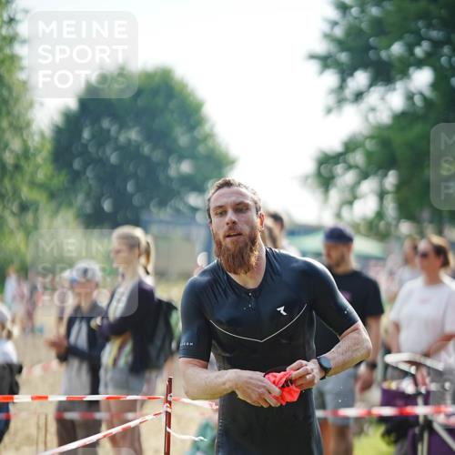 21.06.2026 - 29. Vierlanden-Triathlon LAZAROV Photography http://msf.ph/oto/9839750 21.06.2026 08:33:41 Schwimmen 9, 111 meine-sportfotos.de