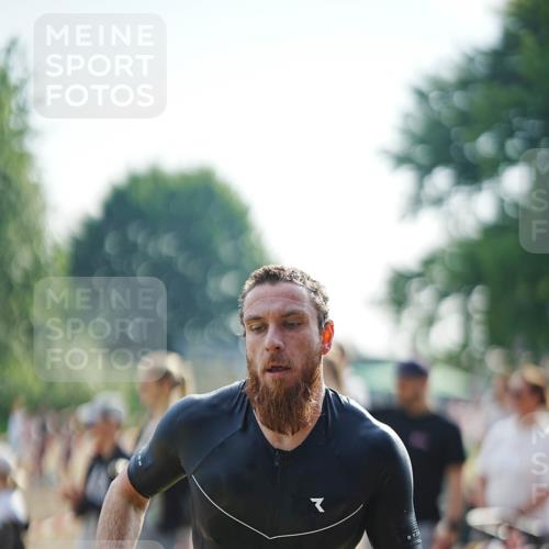 21.06.2026 - 29. Vierlanden-Triathlon LAZAROV Photography http://msf.ph/oto/9839753 21.06.2026 08:33:42 Schwimmen 9, 111 meine-sportfotos.de