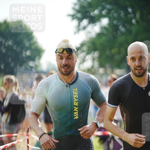 21.06.2026 - 29. Vierlanden-Triathlon LAZAROV Photography http://msf.ph/oto/9839767 21.06.2026 08:35:30 Schwimmen 23, 49, 79 meine-sportfotos.de