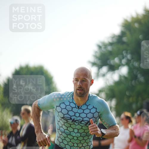 21.06.2026 - 29. Vierlanden-Triathlon LAZAROV Photography http://msf.ph/oto/9839797 21.06.2026 08:37:29 Schwimmen 46, 107 meine-sportfotos.de