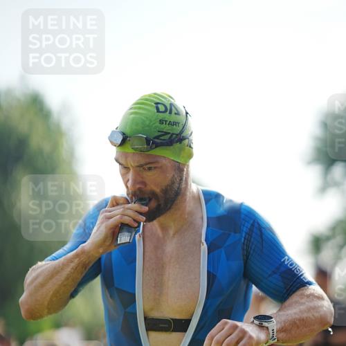21.06.2026 - 29. Vierlanden-Triathlon LAZAROV Photography http://msf.ph/oto/9839814 21.06.2026 08:37:46 Schwimmen 36 meine-sportfotos.de