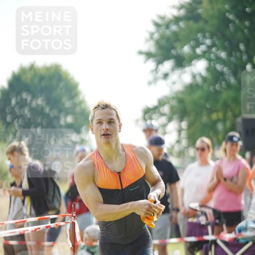 21.06.2026 - 29. Vierlanden-Triathlon LAZAROV Photography http://msf.ph/oto/9839831 21.06.2026 08:39:41 Schwimmen 3, 106 meine-sportfotos.de