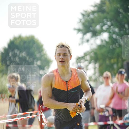 21.06.2026 - 29. Vierlanden-Triathlon LAZAROV Photography http://msf.ph/oto/9839832 21.06.2026 08:39:42 Schwimmen 3, 106 meine-sportfotos.de