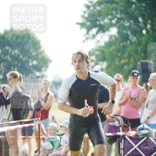 21.06.2026 - 29. Vierlanden-Triathlon LAZAROV Photography http://msf.ph/oto/9839844 21.06.2026 08:39:55 Schwimmen 72, 103 meine-sportfotos.de
