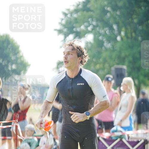21.06.2026 - 29. Vierlanden-Triathlon LAZAROV Photography http://msf.ph/oto/9839847 21.06.2026 08:39:56 Schwimmen 72, 103 meine-sportfotos.de