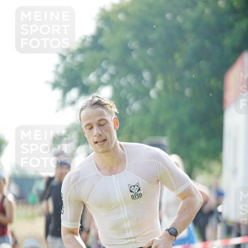 21.06.2026 - 29. Vierlanden-Triathlon LAZAROV Photography http://msf.ph/oto/9839852 21.06.2026 08:40:05 Schwimmen 7, 103 meine-sportfotos.de