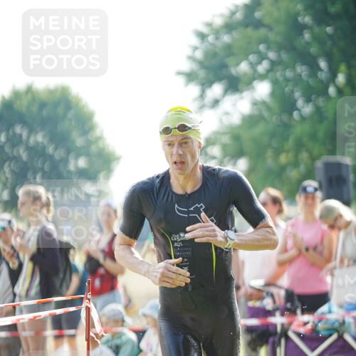 21.06.2026 - 29. Vierlanden-Triathlon LAZAROV Photography http://msf.ph/oto/9839857 21.06.2026 08:40:09 Schwimmen 7, 21 meine-sportfotos.de