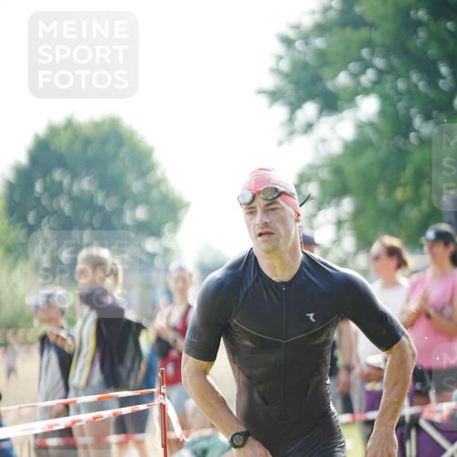 21.06.2026 - 29. Vierlanden-Triathlon LAZAROV Photography http://msf.ph/oto/9839869 21.06.2026 08:40:17 Schwimmen 21, 55, 78, 109 meine-sportfotos.de