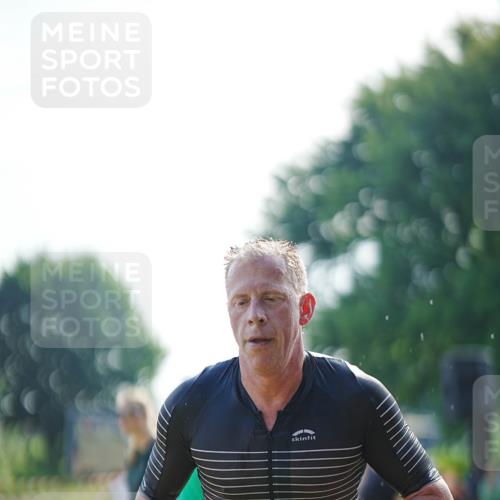 21.06.2026 - 29. Vierlanden-Triathlon LAZAROV Photography http://msf.ph/oto/9839898 21.06.2026 08:49:49 Schwimmen 153 meine-sportfotos.de