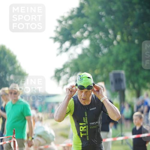 21.06.2026 - 29. Vierlanden-Triathlon LAZAROV Photography http://msf.ph/oto/9839940 21.06.2026 08:50:56 Schwimmen 163, 179, 1353 meine-sportfotos.de
