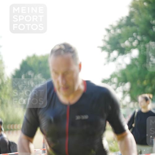 21.06.2026 - 29. Vierlanden-Triathlon LAZAROV Photography http://msf.ph/oto/9839981 21.06.2026 08:52:15 Schwimmen 5 meine-sportfotos.de