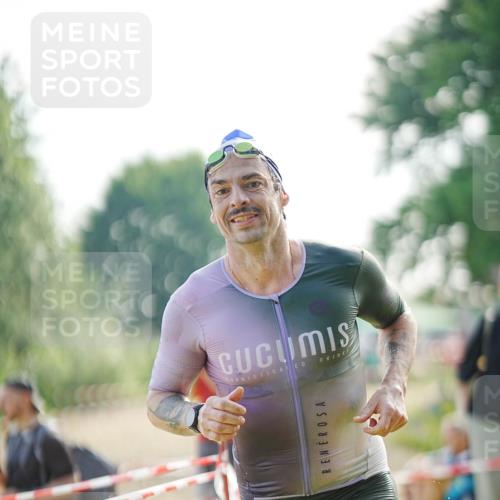21.06.2026 - 29. Vierlanden-Triathlon LAZAROV Photography http://msf.ph/oto/9839998 21.06.2026 08:52:43 Schwimmen 167 meine-sportfotos.de